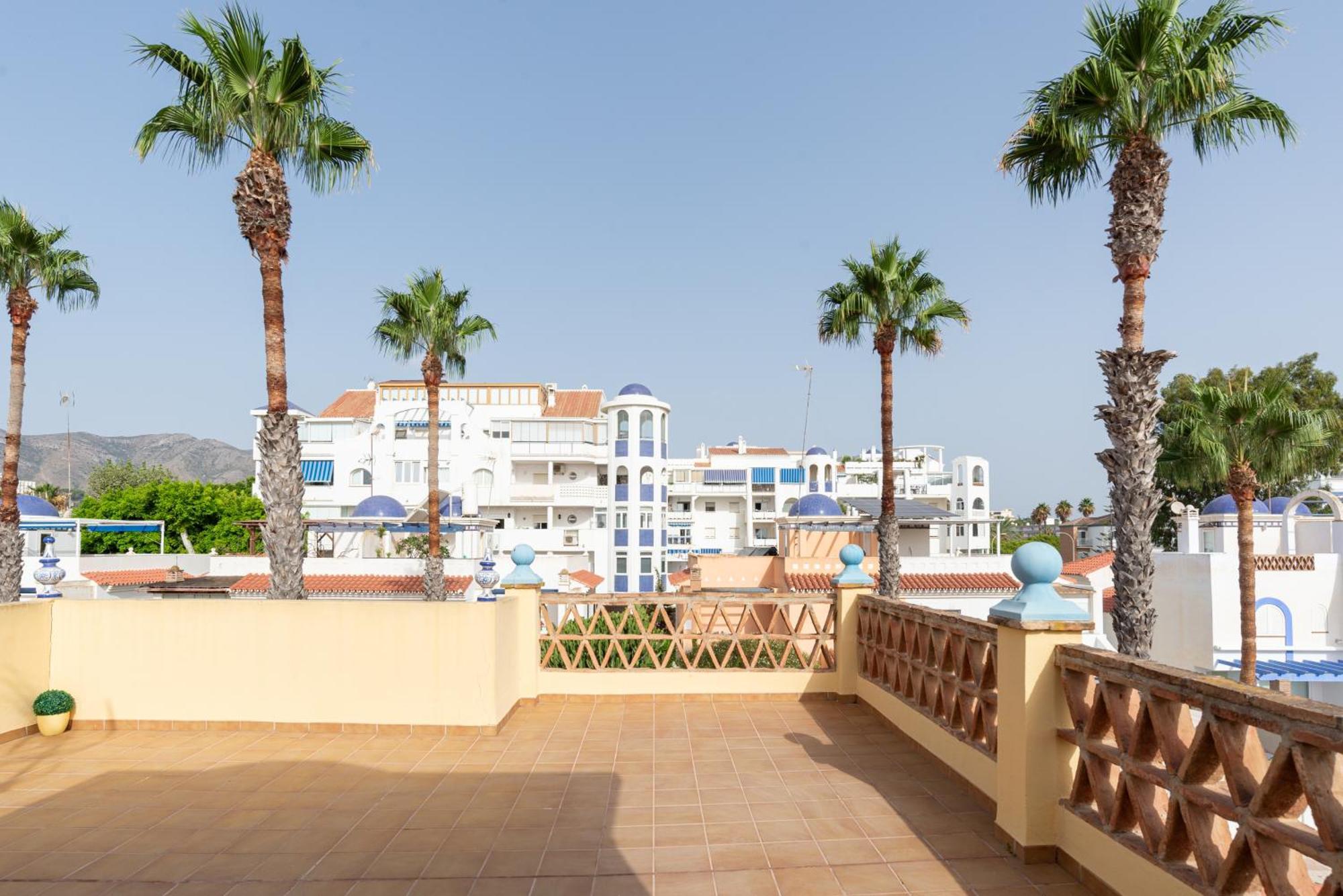 Villa Valentina - Renovated On Los Alamos Beach Torremolinos Ngoại thất bức ảnh