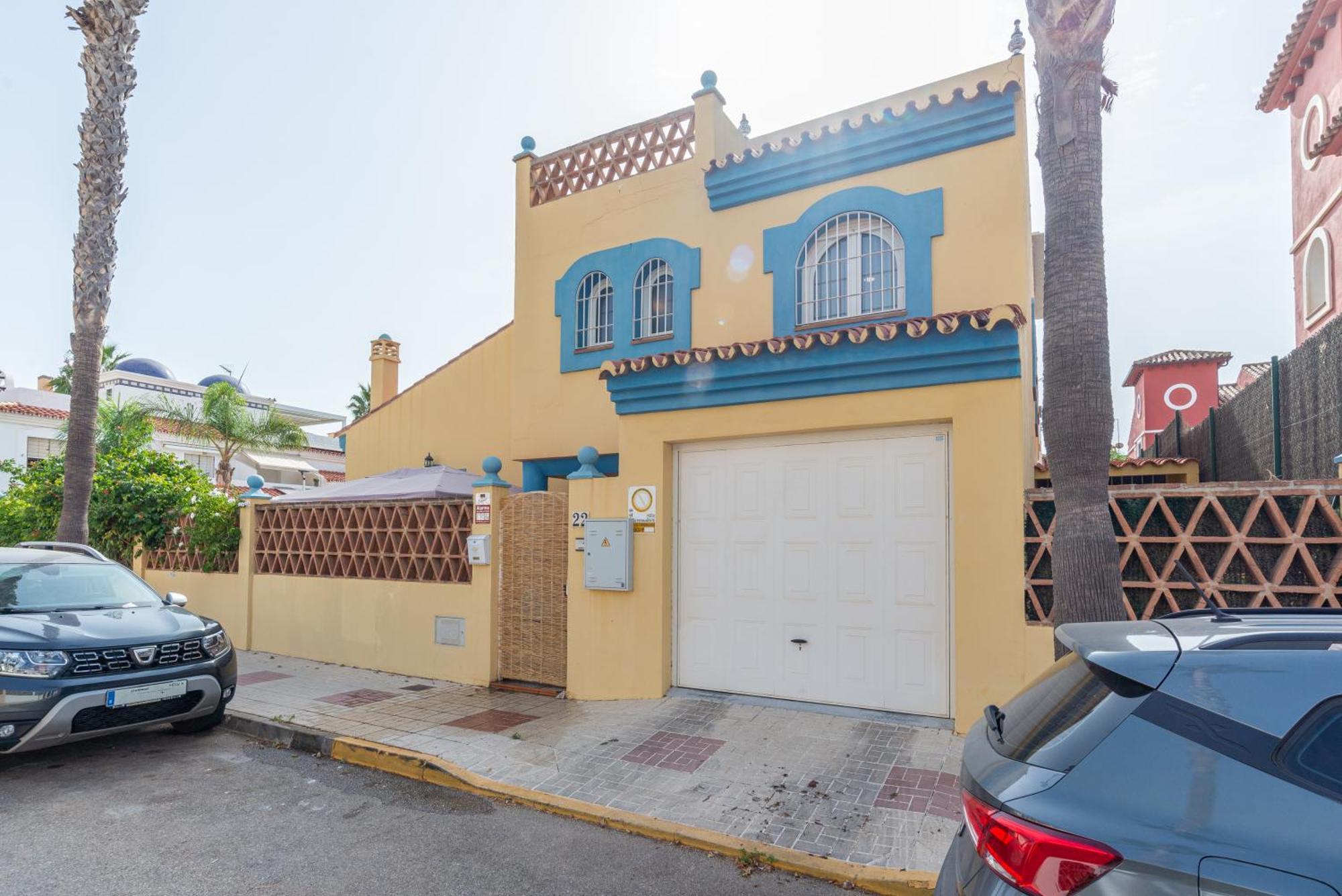 Villa Valentina - Renovated On Los Alamos Beach Torremolinos Ngoại thất bức ảnh