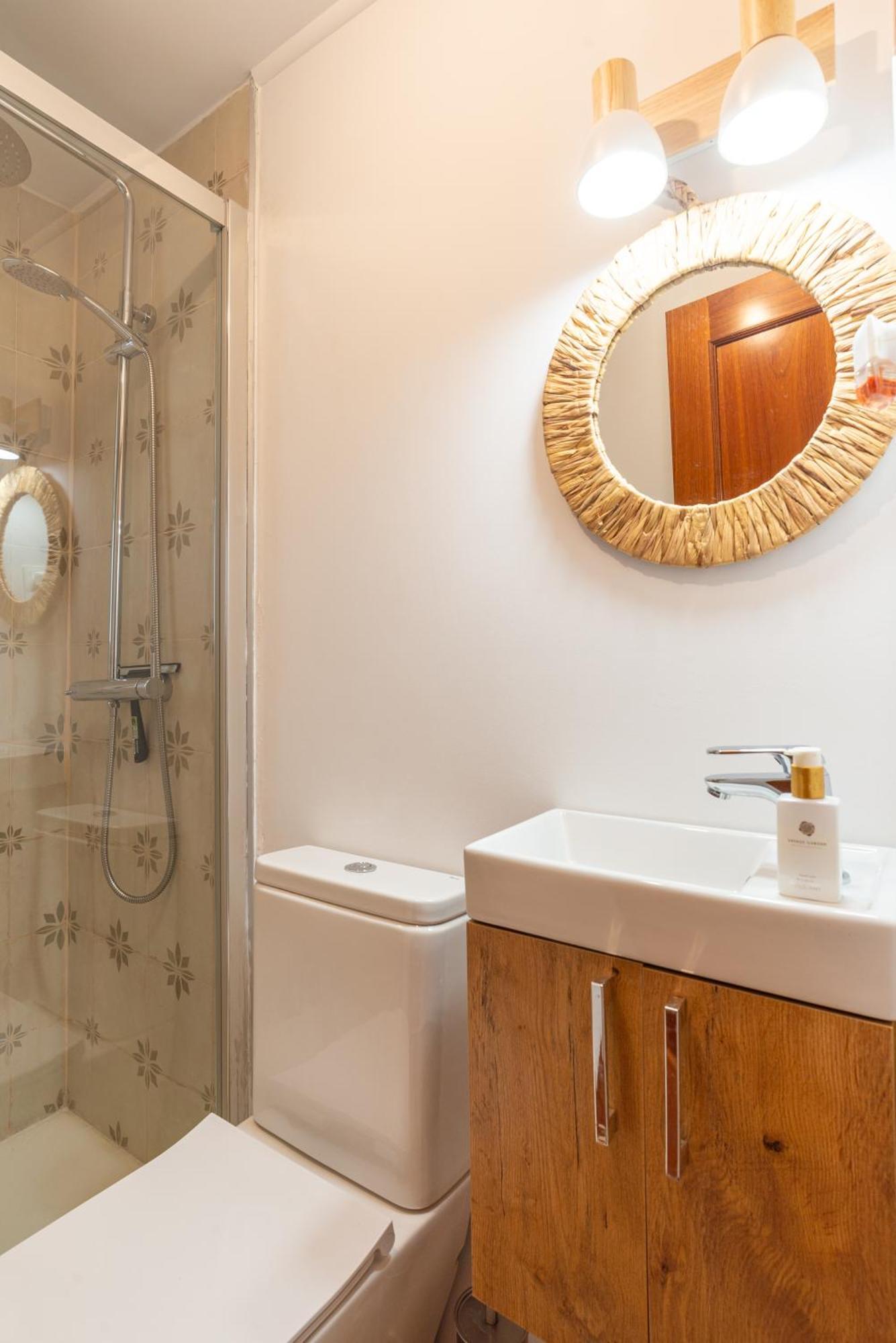 Villa Valentina - Renovated On Los Alamos Beach Torremolinos Ngoại thất bức ảnh